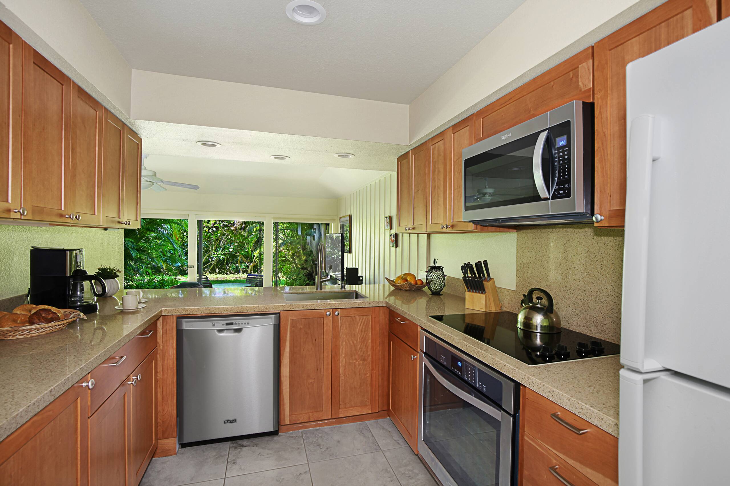 Condo in Koloa · ★4.92 · 1 bedroom · 1 bed · 1 bath - Image 4