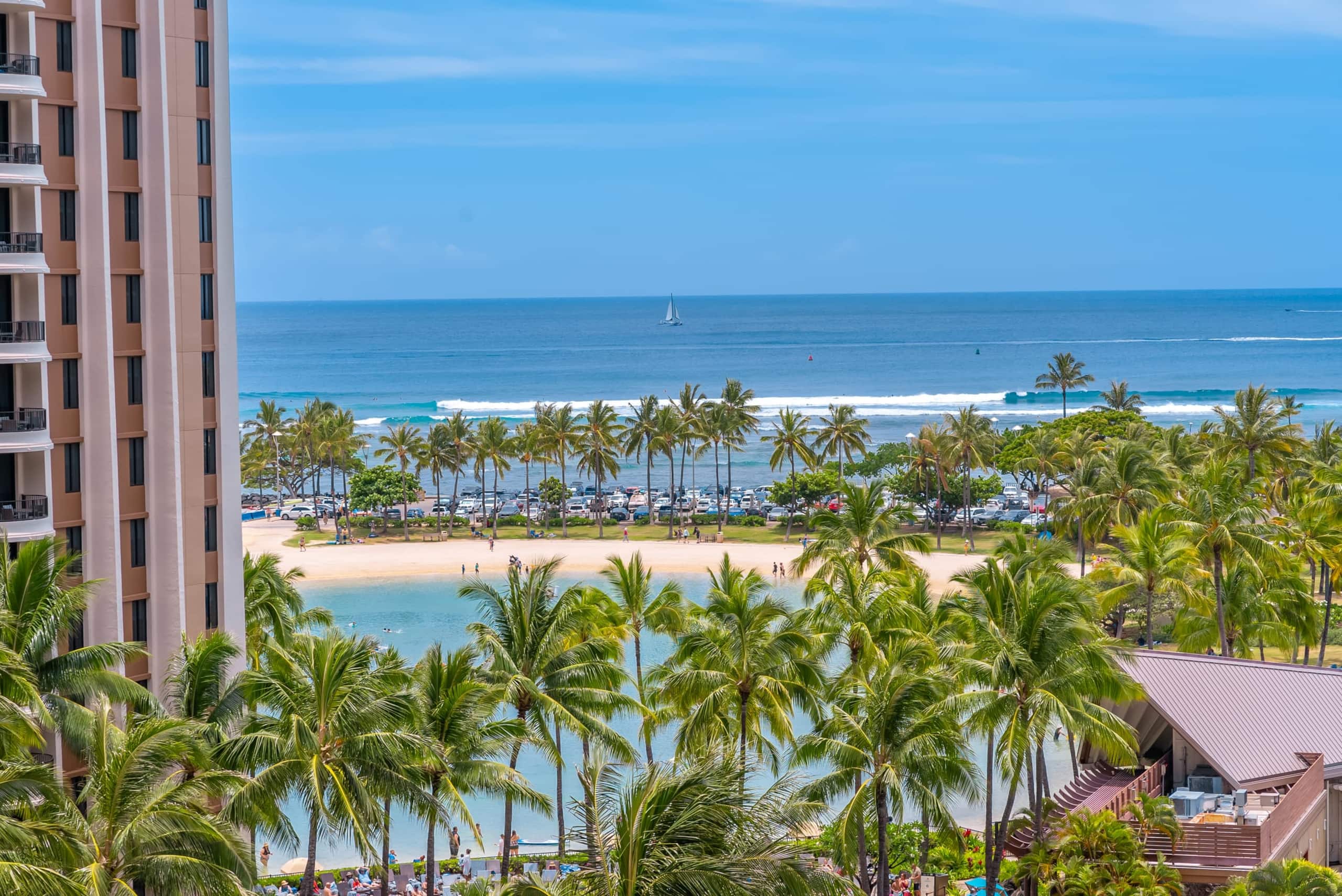 Condo in Honolulu · ★4.82 · 1 bedroom · 2 beds · 1 private bath - Image 19