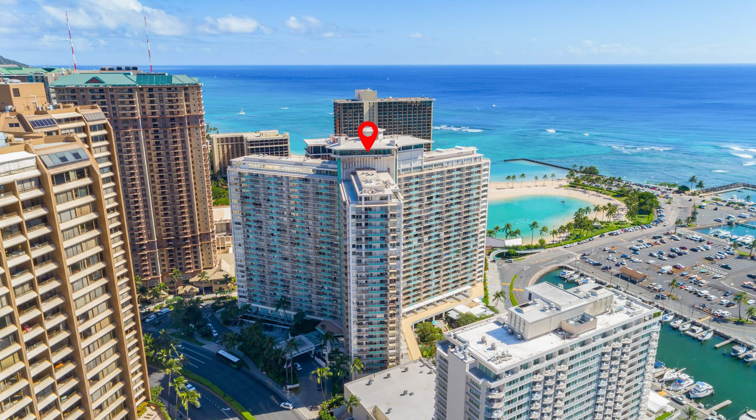 Condo in Honolulu · ★4.82 · 1 bedroom · 2 beds · 1 private bath - Image 28