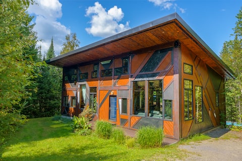 Le Sculptural | Exit•Chalets | Spa & pool