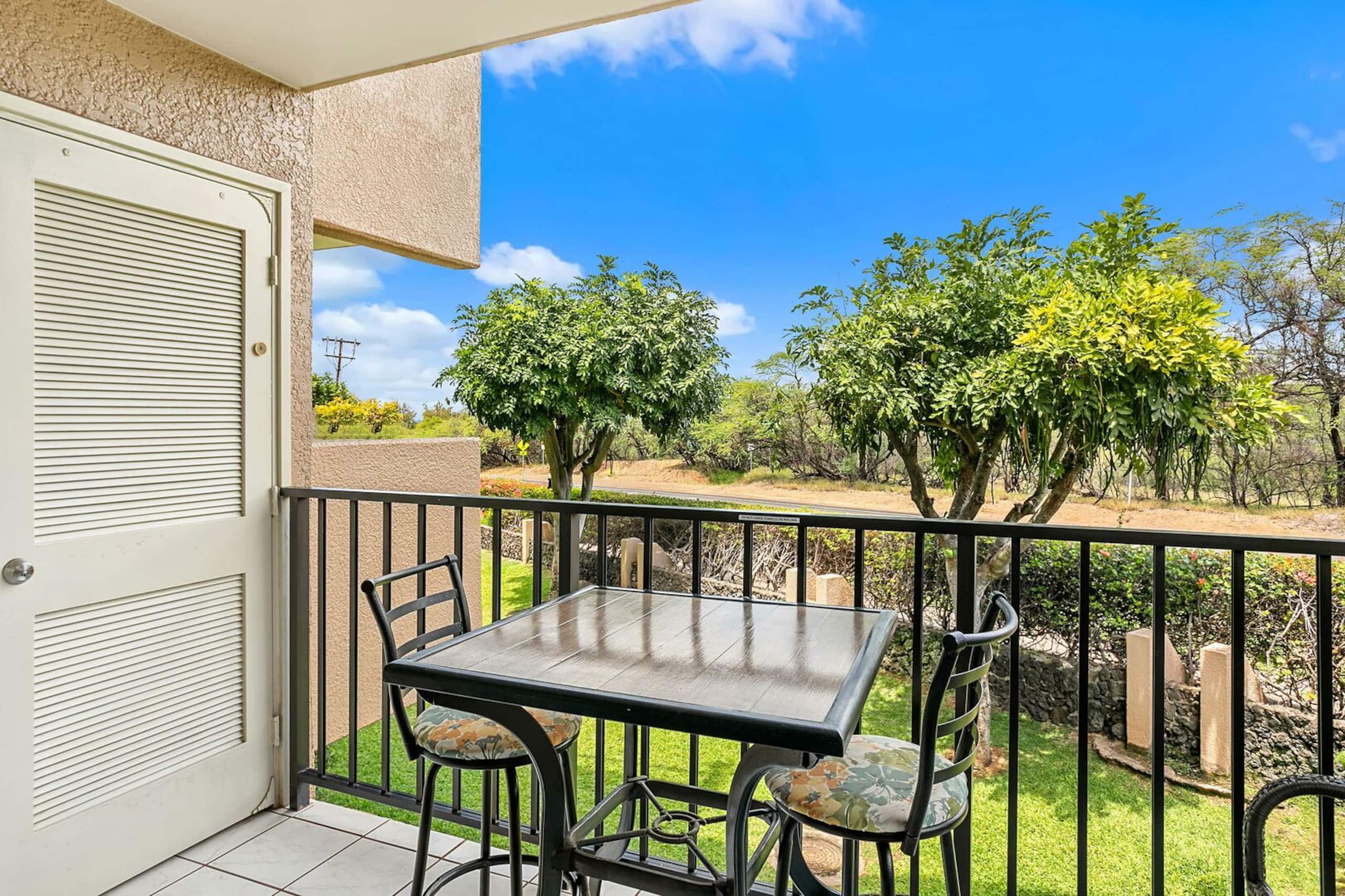 Condo in Kihei · ★4.94 · 1 bedroom · 2 beds · 2 private baths - Image 3