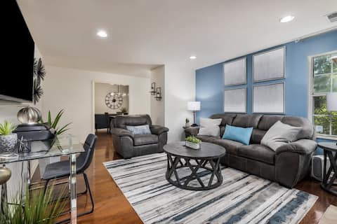 Comfortable Hwy 280 Condo with All the Essentials