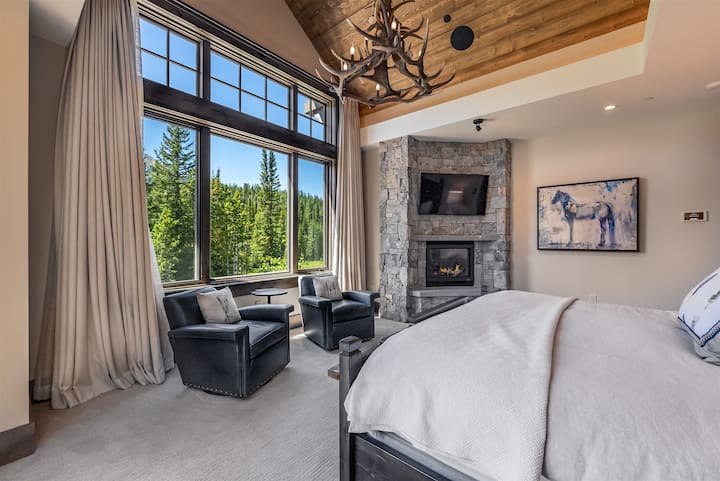 Primaire kingsize suite op hoofdniveau