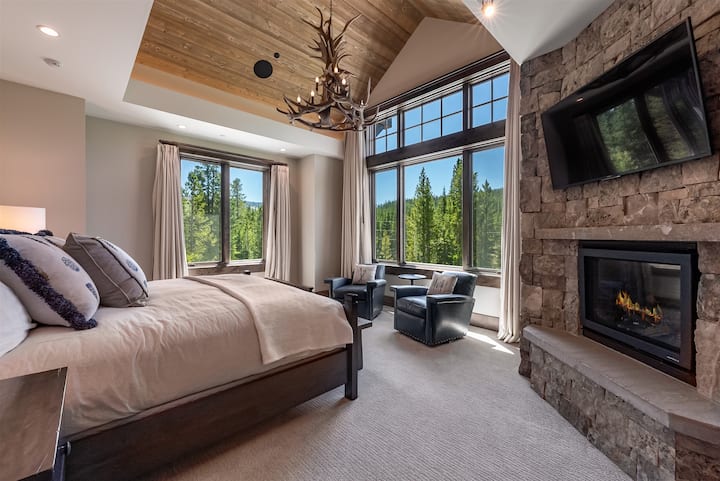 Primaire kingsize suite op hoofdniveau