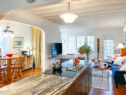 Weems Creek Cottage, Annapolis  Waterfront