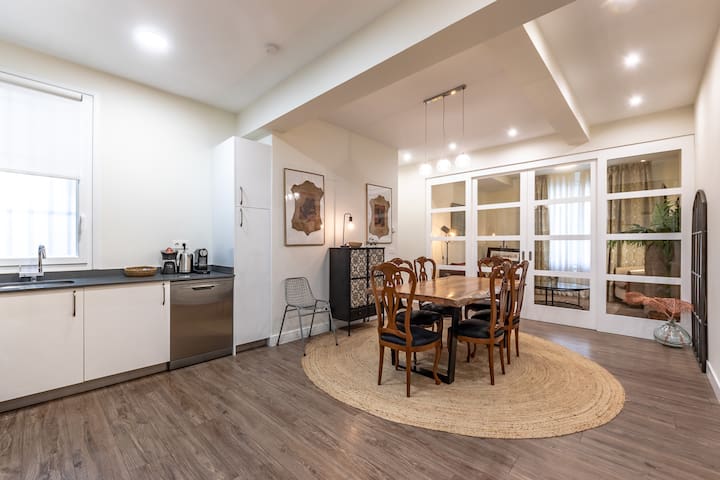 Home-Loving Apartment Bilbao Centre ( Parking )