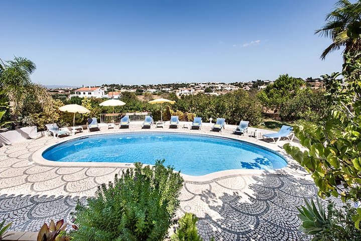 Ocholo managed Airbnb listing 2