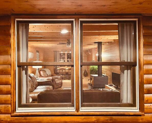 Cascade Cottage #2 gallery image 3