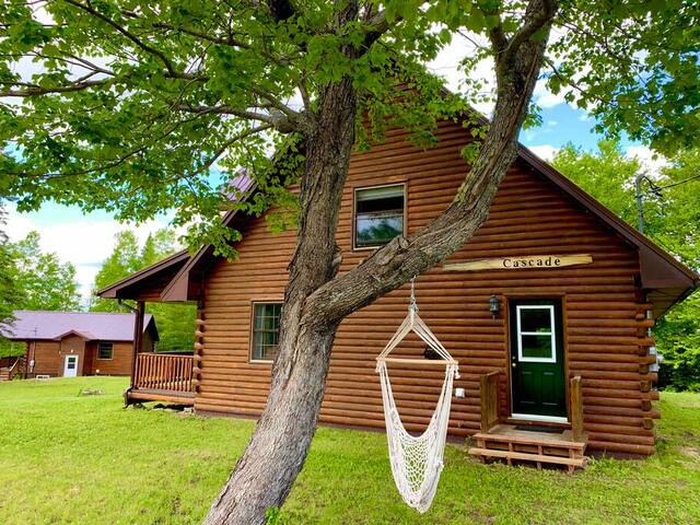 Cascade Cottage #2 gallery image 2