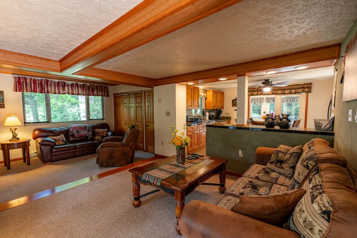 Vacation Ohiopyle managed Airbnb listing 3