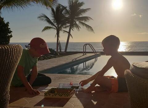 Casa del Mar Beach House, Infinity Pool, View
