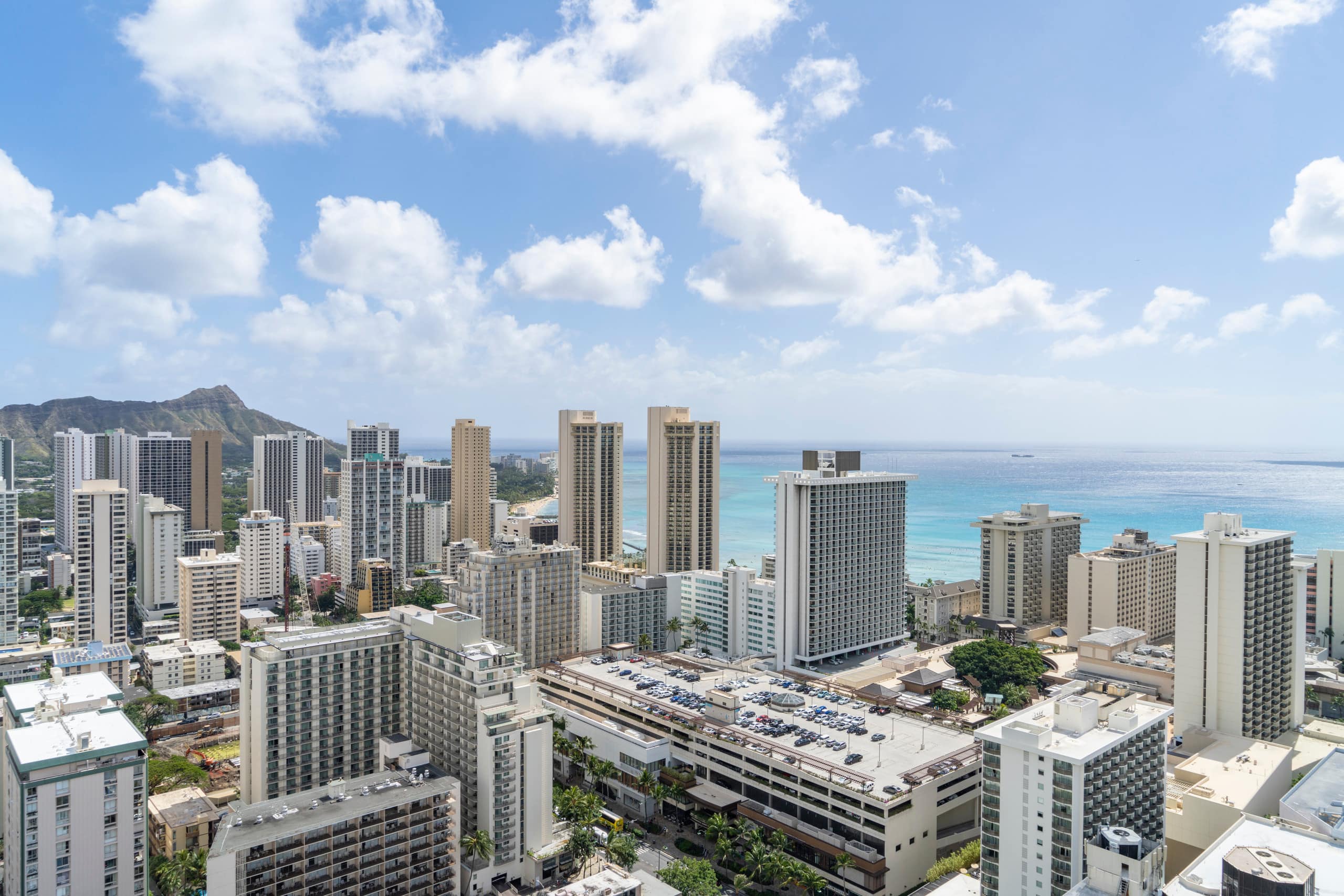 Condo in Honolulu · ★4.5 · 1 bedroom · 2 beds · 1 private bath - Image 19