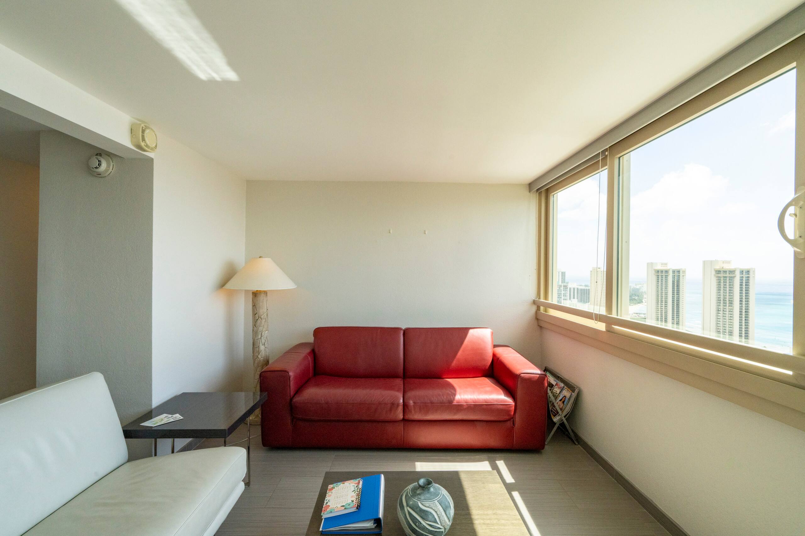 Condo in Honolulu · ★4.5 · 1 bedroom · 2 beds · 1 private bath - Image 28