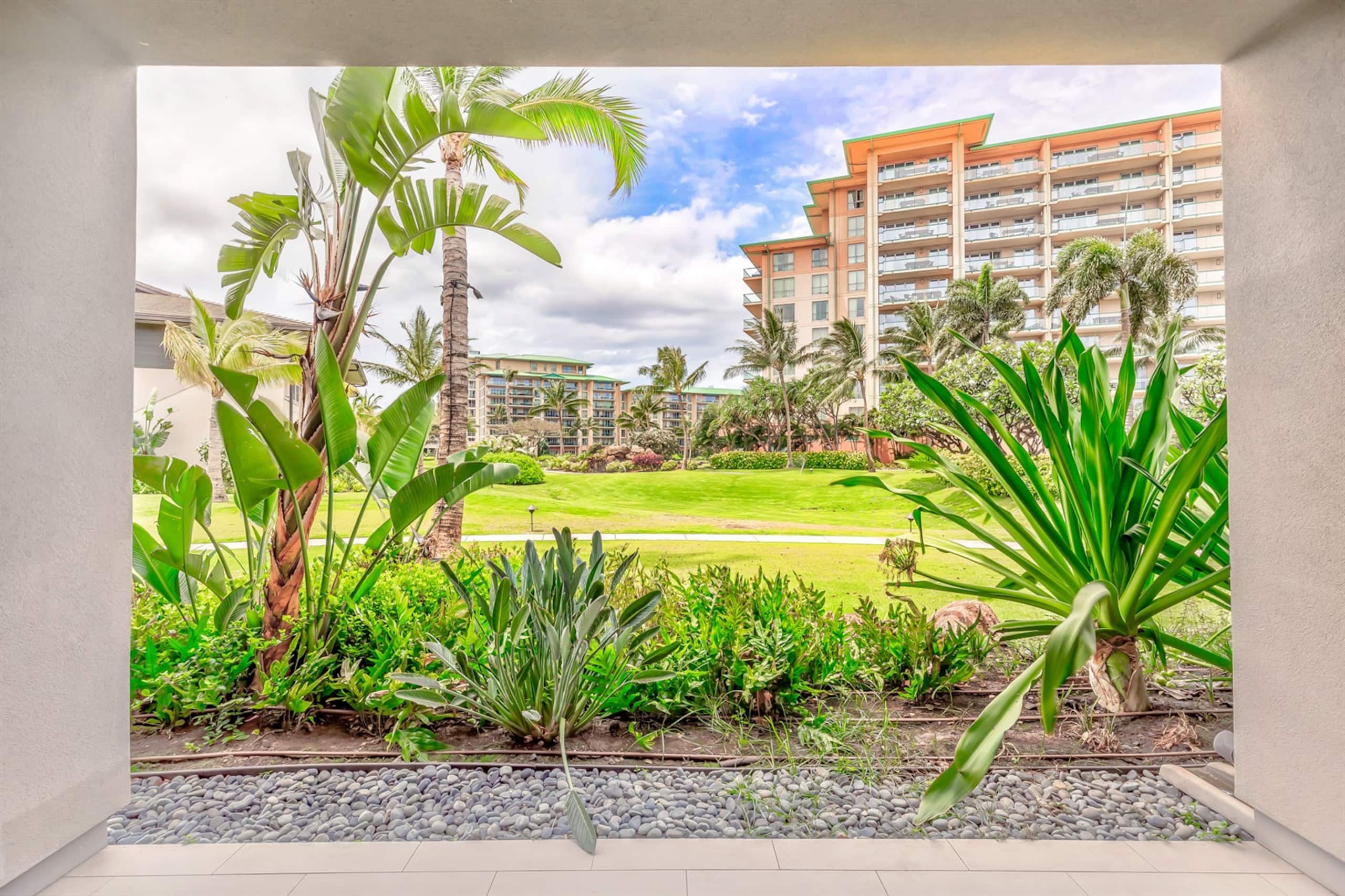 Villa in Lahaina · ★4.96 · 3 bedrooms · 4 beds · 3 baths - Image 11