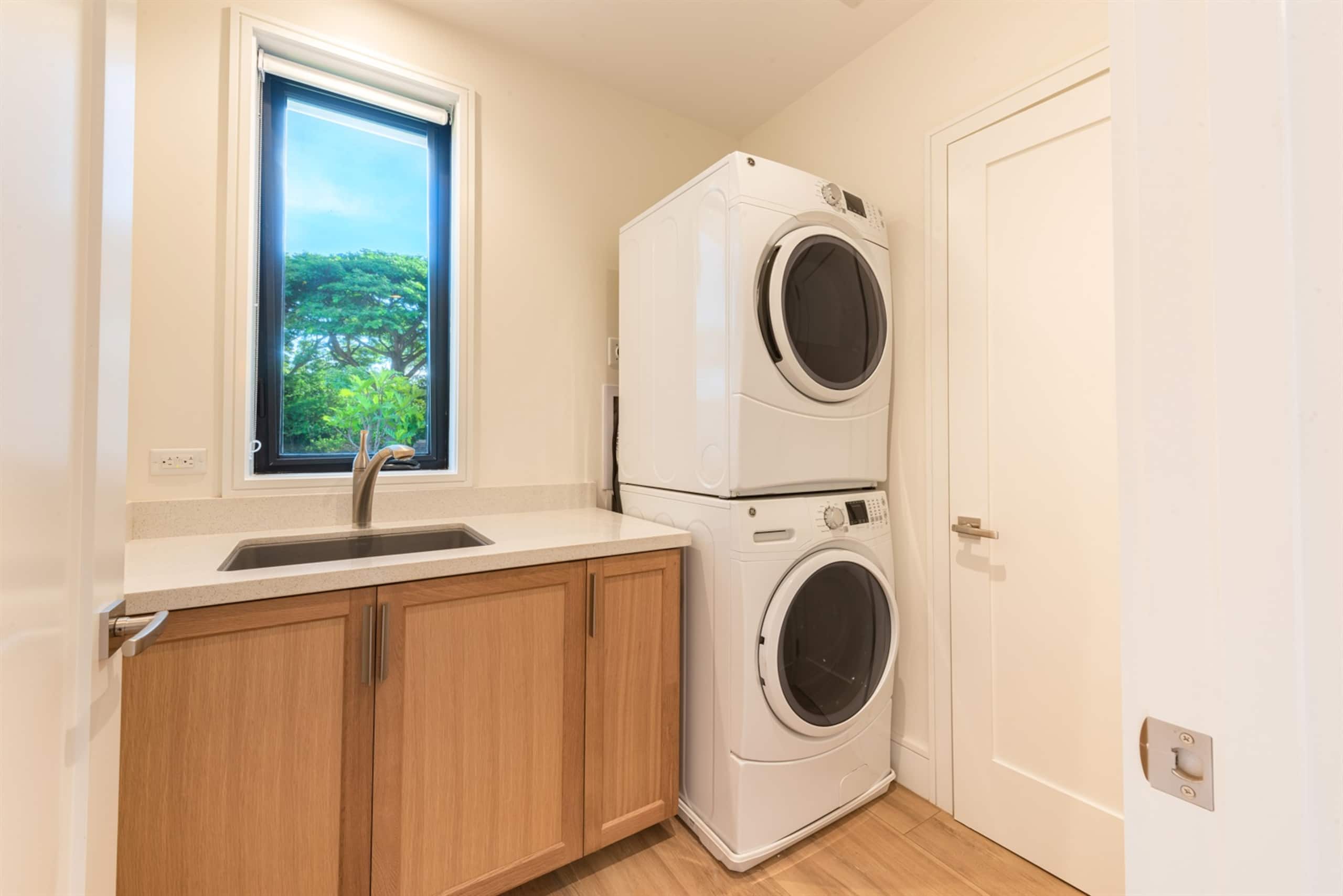 Villa in Lahaina · ★4.97 · 3 bedrooms · 4 beds · 3 baths - Image 8
