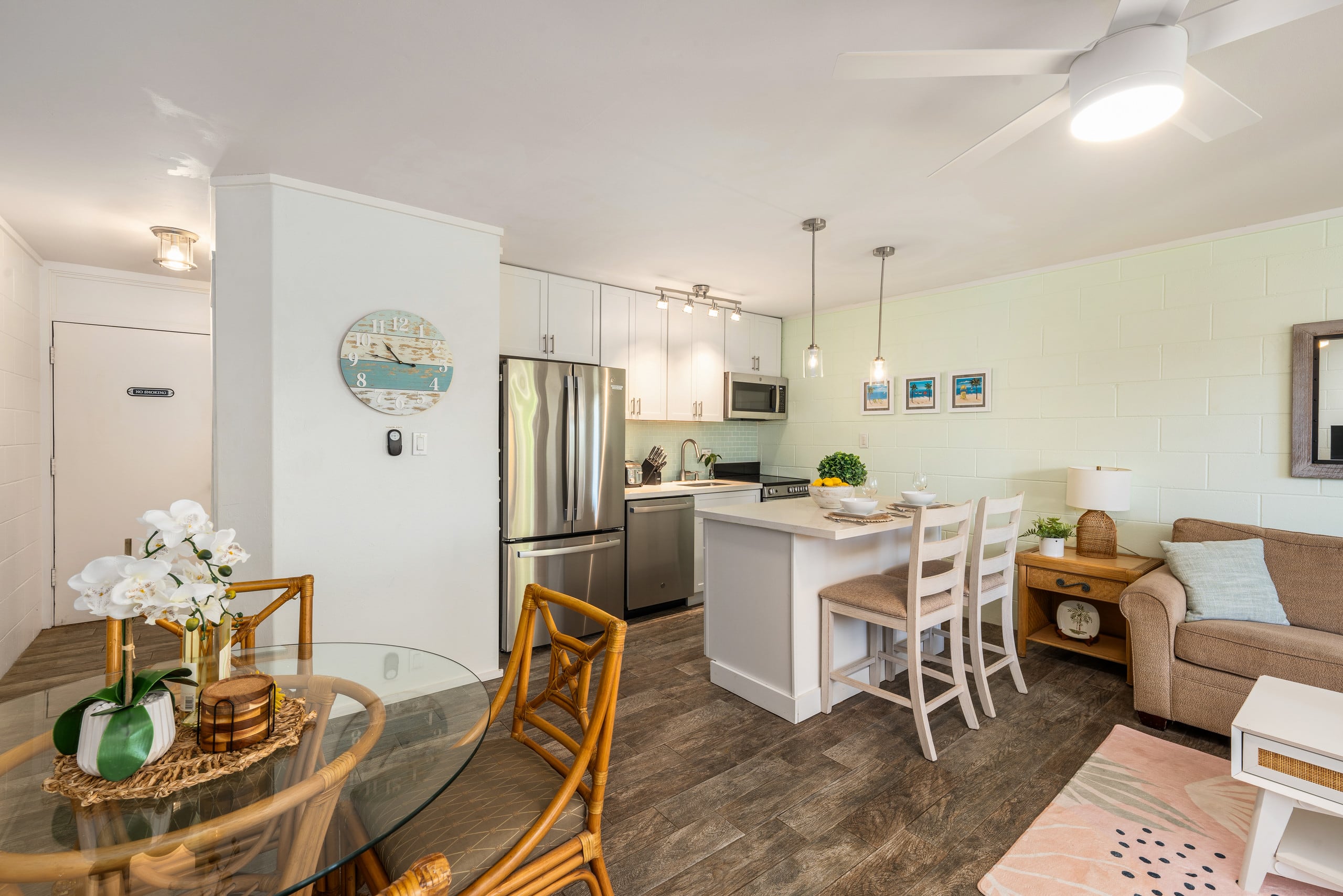 Condo in Lahaina · ★4.41 · 1 bedroom · 2 beds · 1 private bath - Image 16