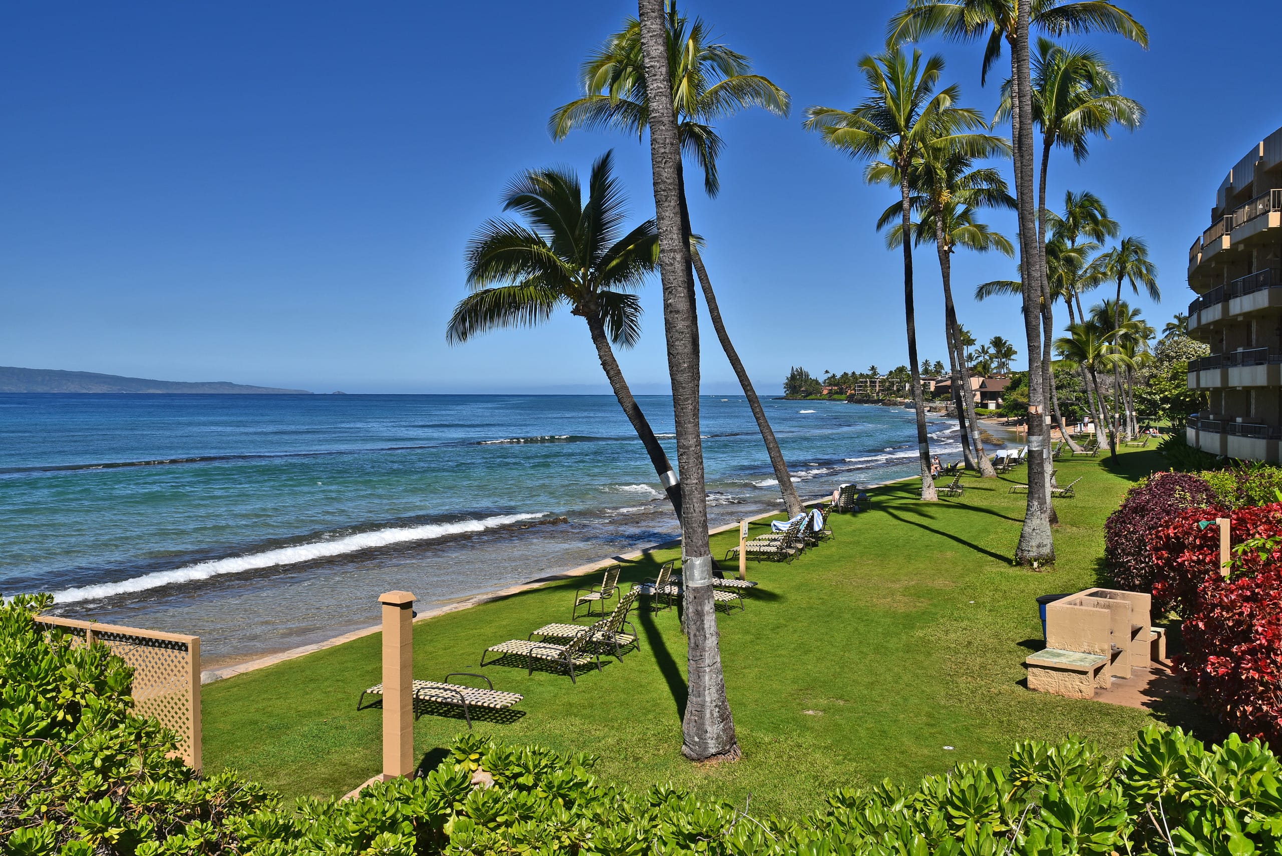 Condo in Lahaina · ★4.41 · 1 bedroom · 2 beds · 1 private bath - Image 38
