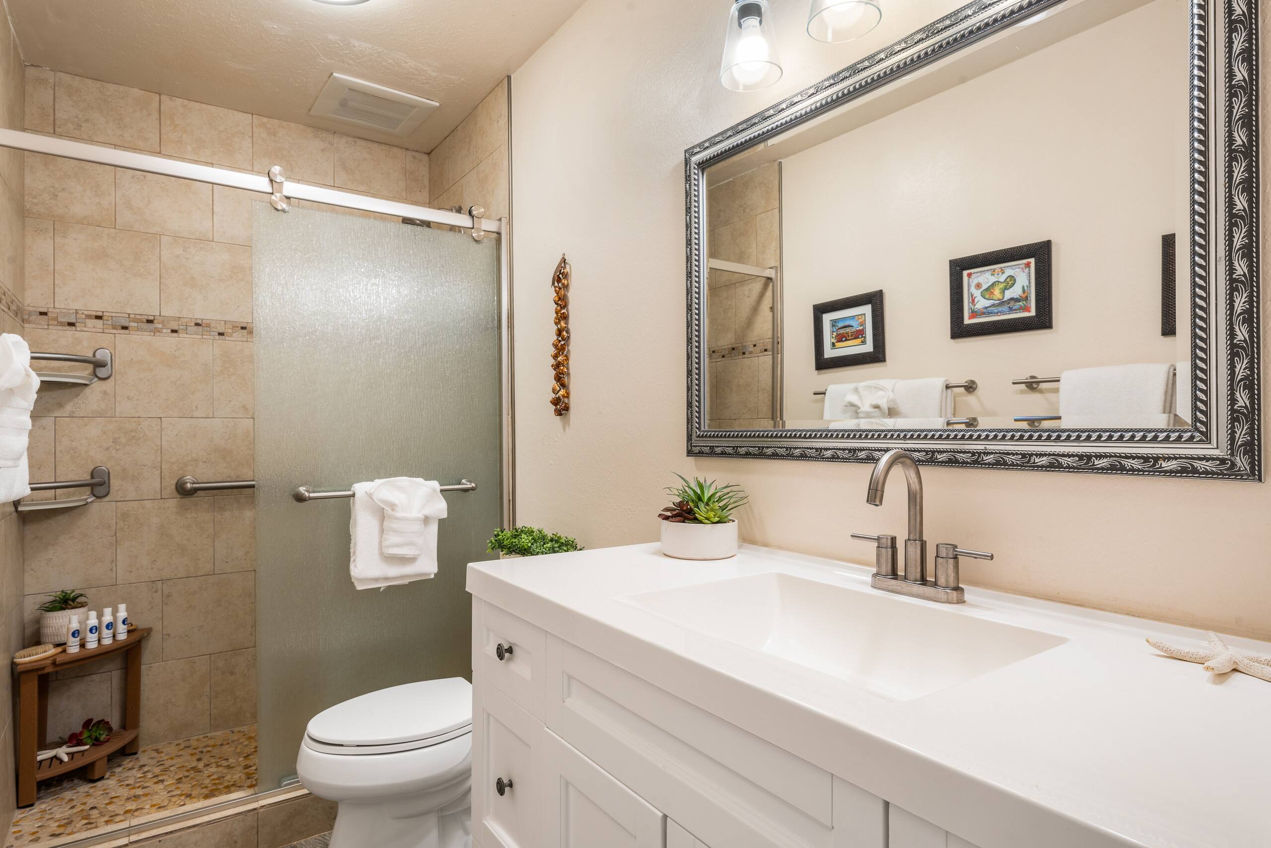 Condo in Lahaina · ★4.41 · 1 bedroom · 2 beds · 1 private bath - Image 24