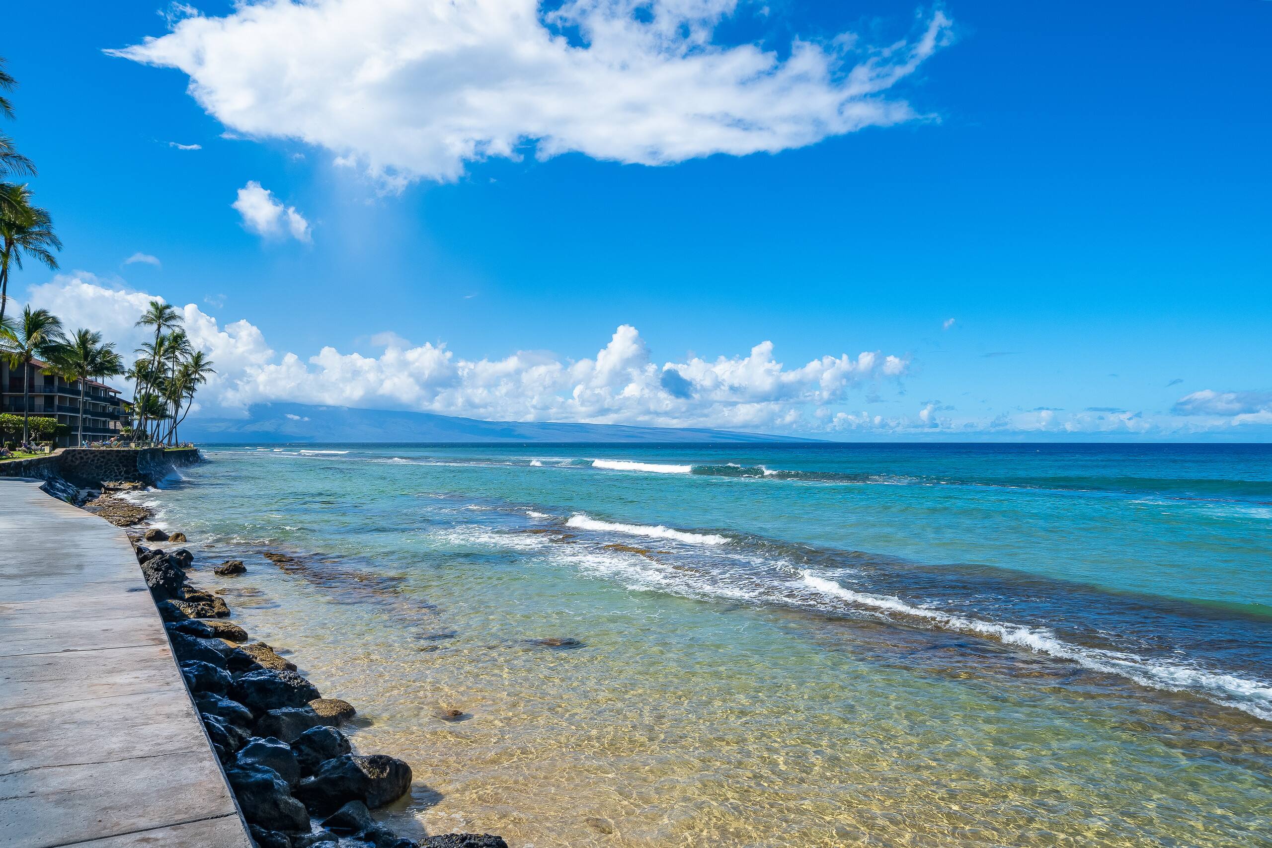 Condo in Lahaina · ★4.41 · 1 bedroom · 2 beds · 1 private bath - Image 35