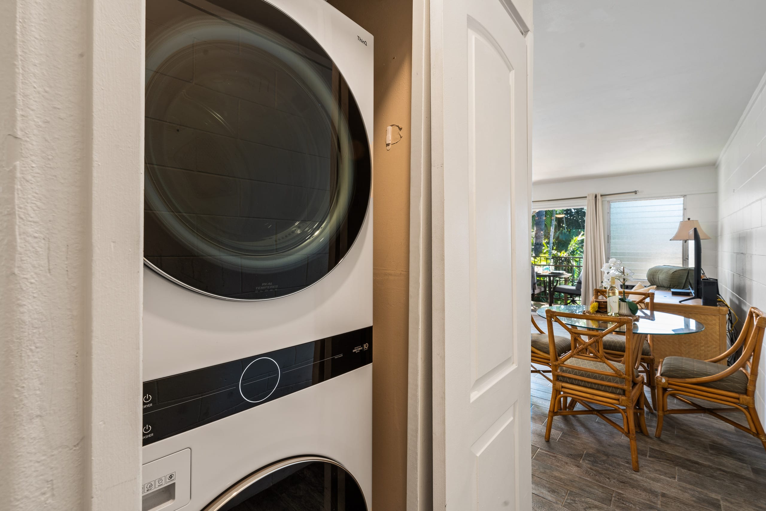 Condo in Lahaina · ★4.41 · 1 bedroom · 2 beds · 1 private bath - Image 42
