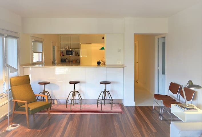 Fantastic Apartment Near The Beach.