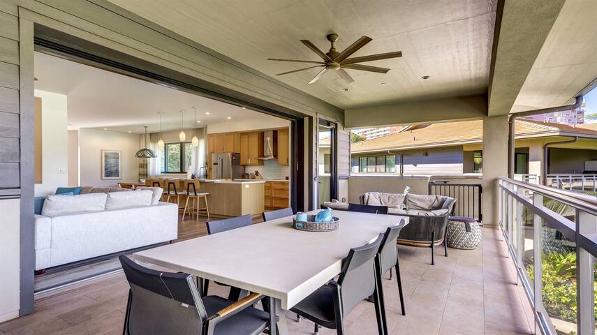 Luana 18C ~ Private Oasis with Lanai, BBQ & Garage gallery image 3