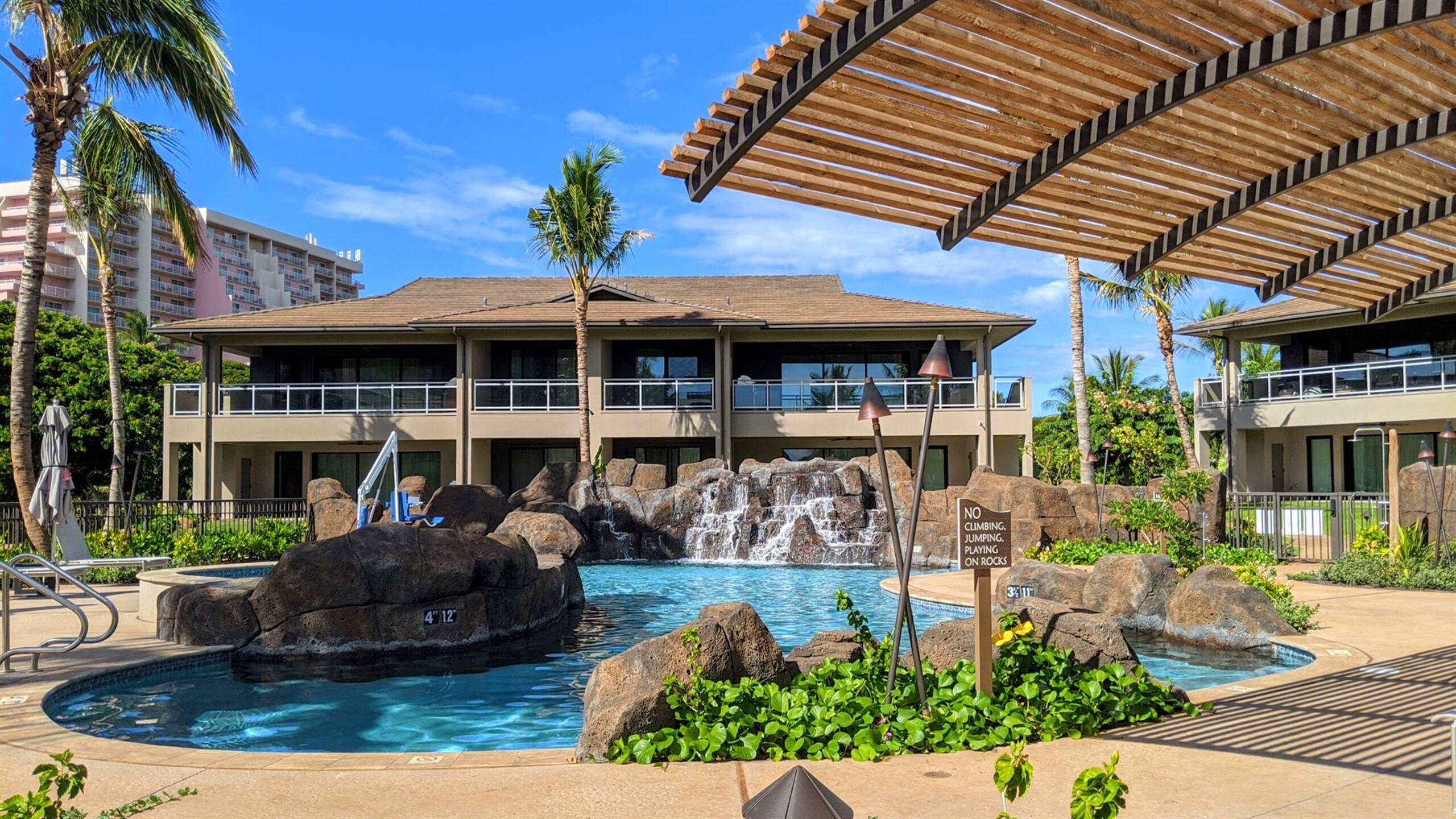 Condo in Kaanapali · ★4.95 · 3 bedrooms · 4 beds · 3 baths - Photo 4
