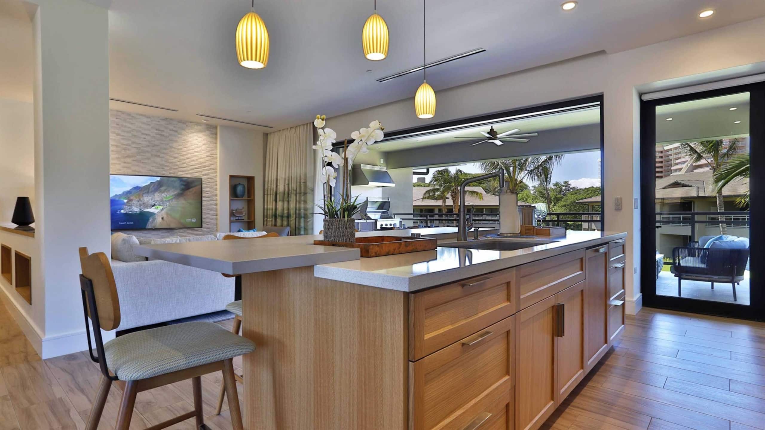 Condo in Kaanapali · ★4.95 · 3 bedrooms · 4 beds · 3 baths - Photo 3