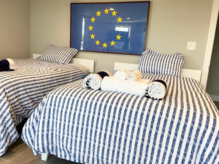 3号卧室包括2张双人床 