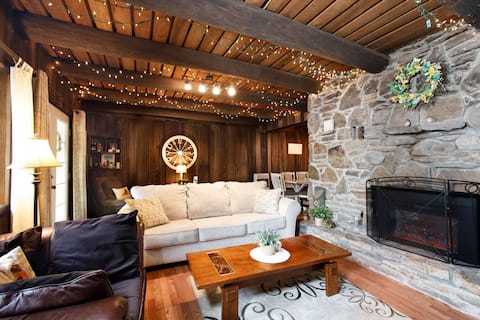 Nature Lover's Delight | Kitchen | Cozy Fireplace