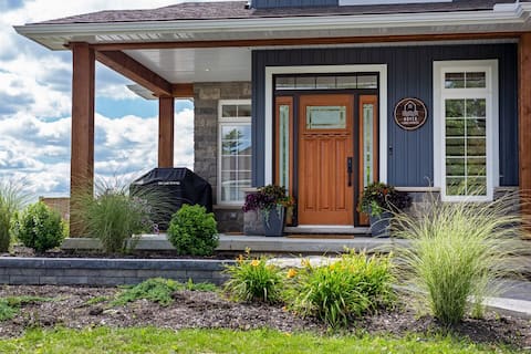 Popular Airbnb listing: Lux Lake House on Private Beach + Peloton in Norfolk County