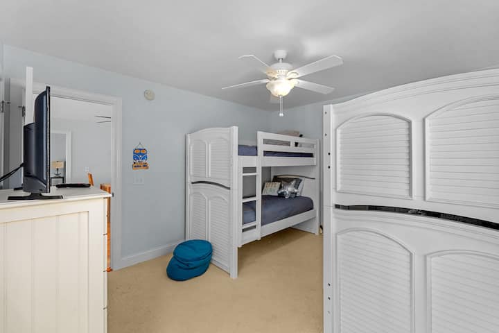 双层床！无需多言