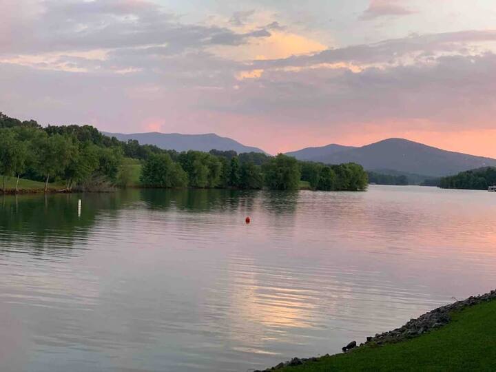 Chatuge Lake Cabin Rentals House and Cabin Rentals Airbnb