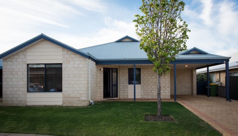 House 02 – The Dunsborough Retreat