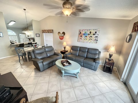 Popular Airbnb listing: Private Pool + Spa Game Room •4m Disney •Pinball in Four Corners