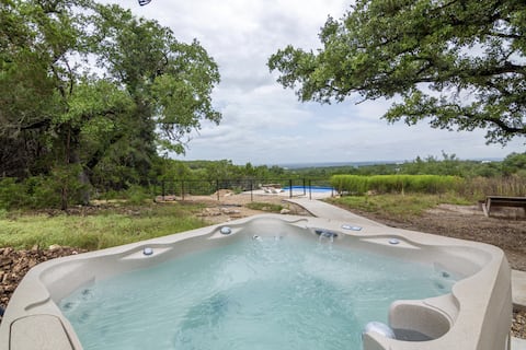 Spring Getaway | Hot Tub, Pool, Farm Stay