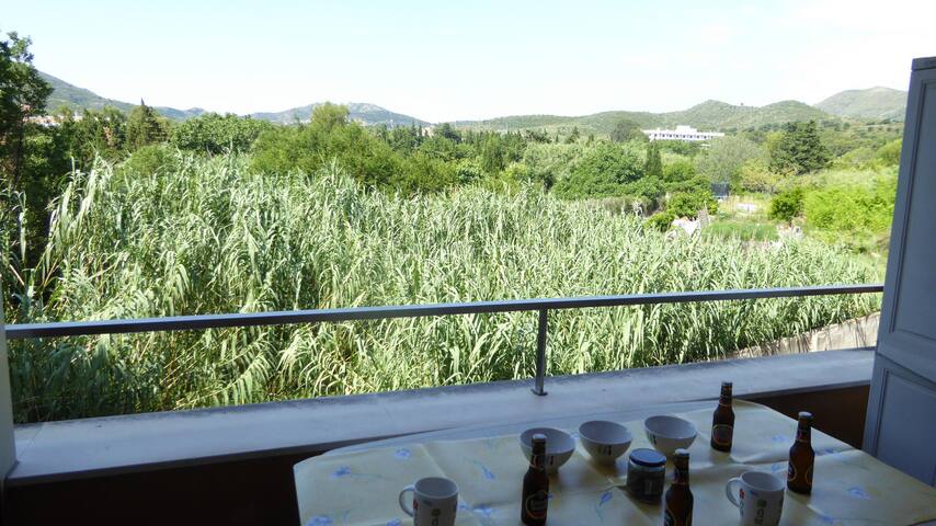 empordà 12 – apartment with mountain views, elevat gallery image 2