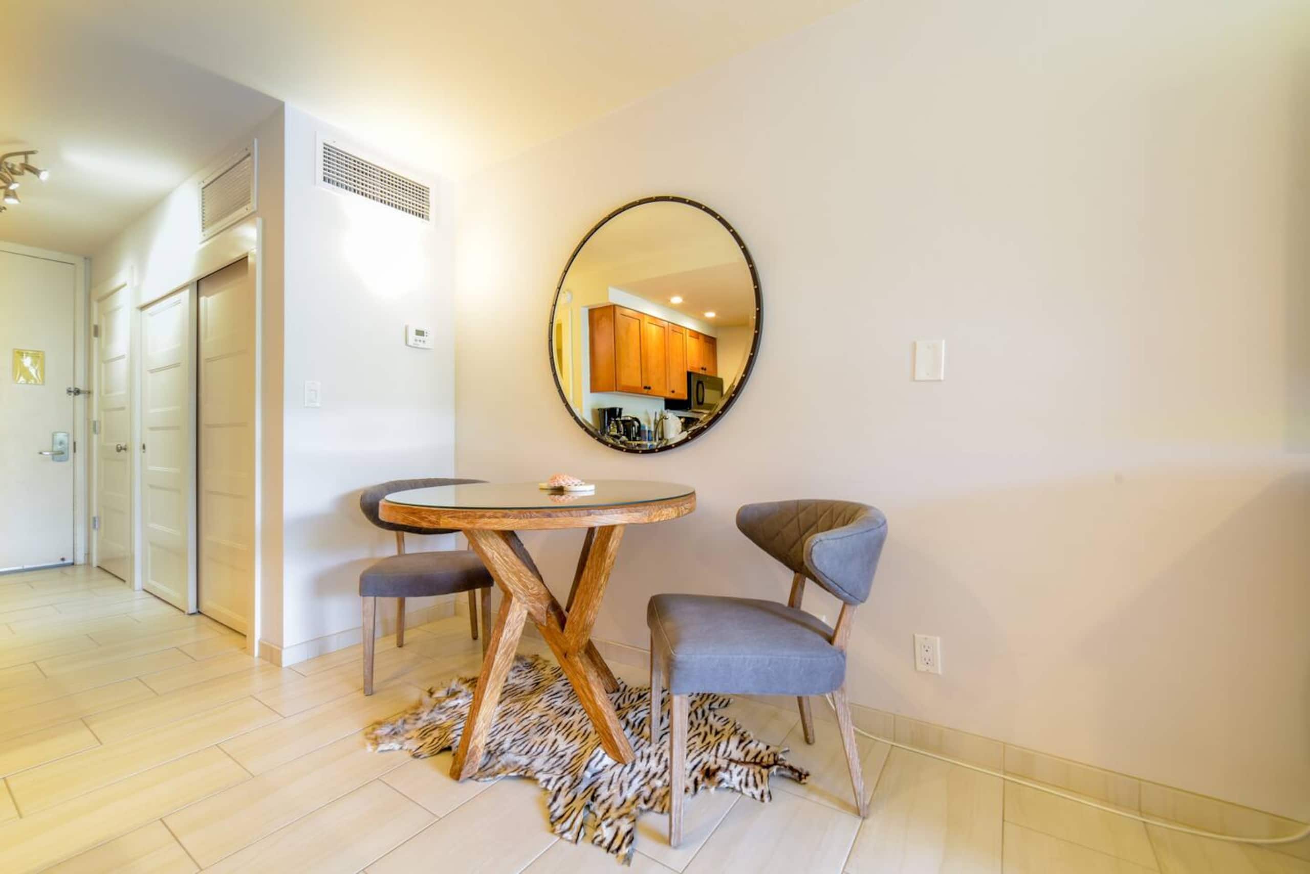 Lahaina Shores Beach Resort Studio - Image 37