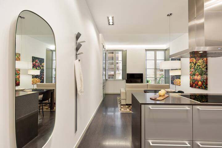 Ola Living Petritxol La Boqueria gallery image 4