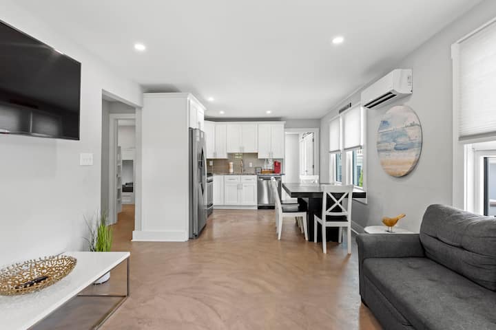 133 E Hand Ave - Apt 1 - Apartments for Rent in Wildwood, New