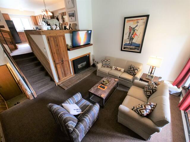 Wood Winds Property Management managed Airbnb listing 3