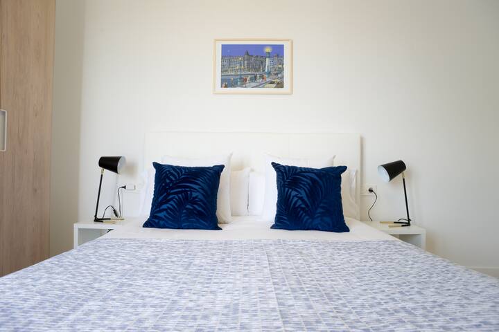 Mirador Zurriola, beach front gallery image 5