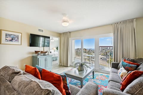Beachfront Complex 2BR - Pool - Seacrest 511