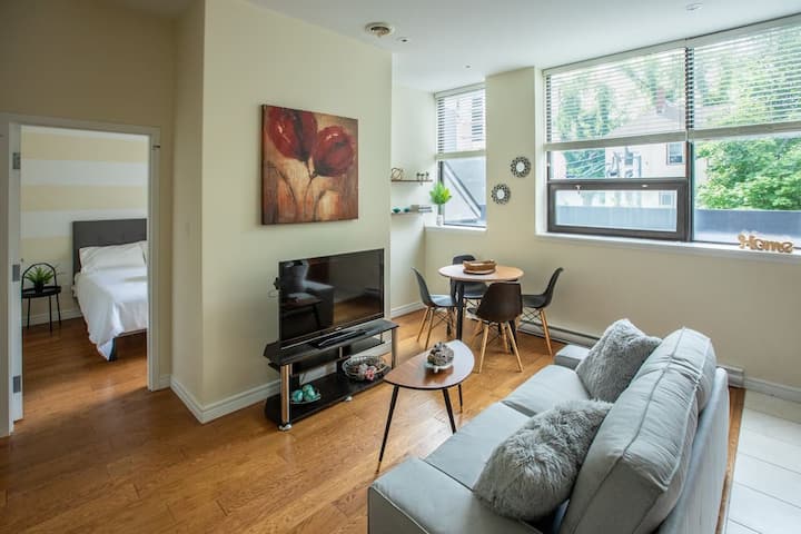 Quaint Loft With Ac, Abundance Of Sunlight - Nova Scotia