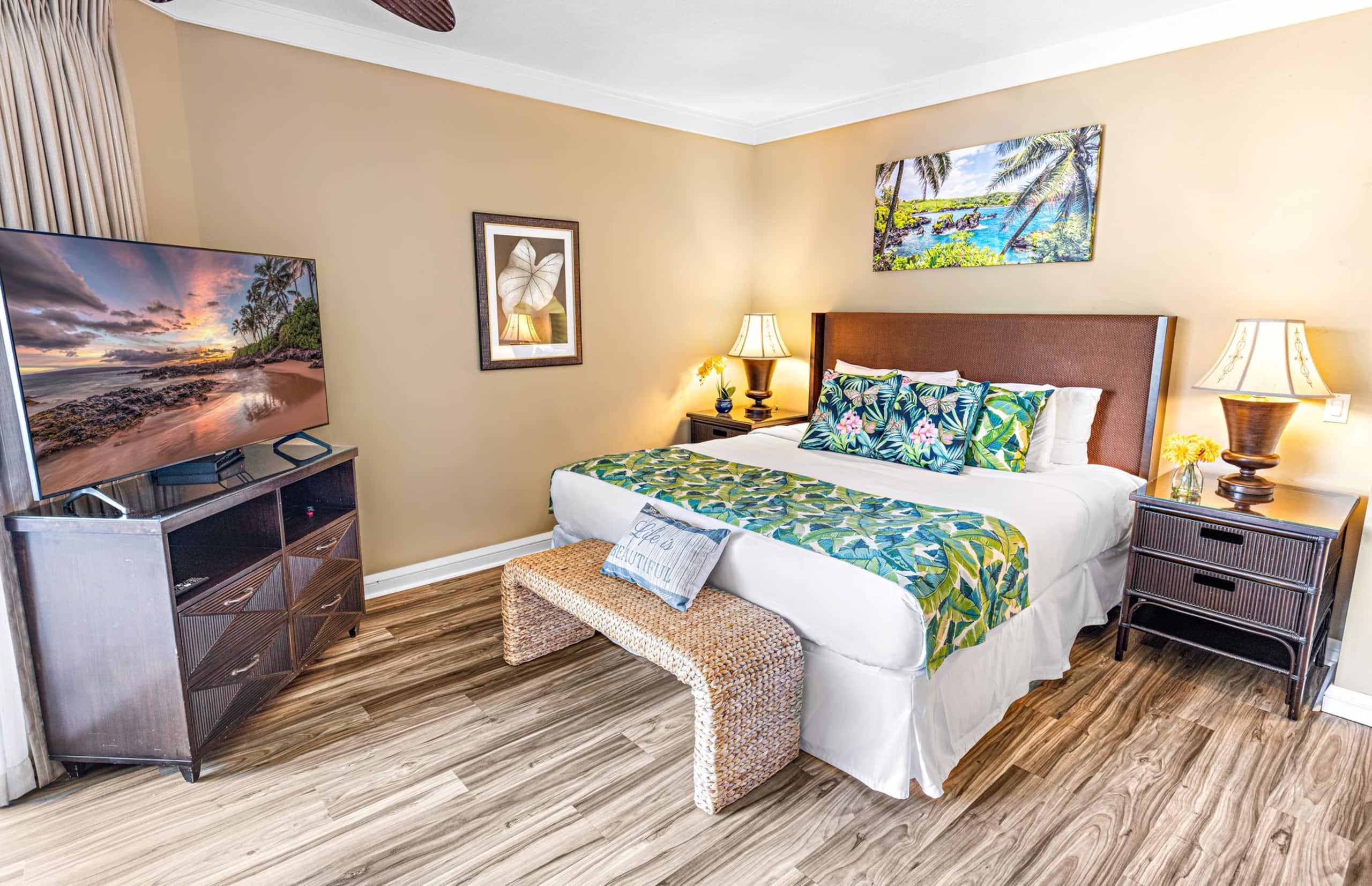 Condo in Lahaina · ★4.89 · Studio · 2 beds · 1 bath - Image 14