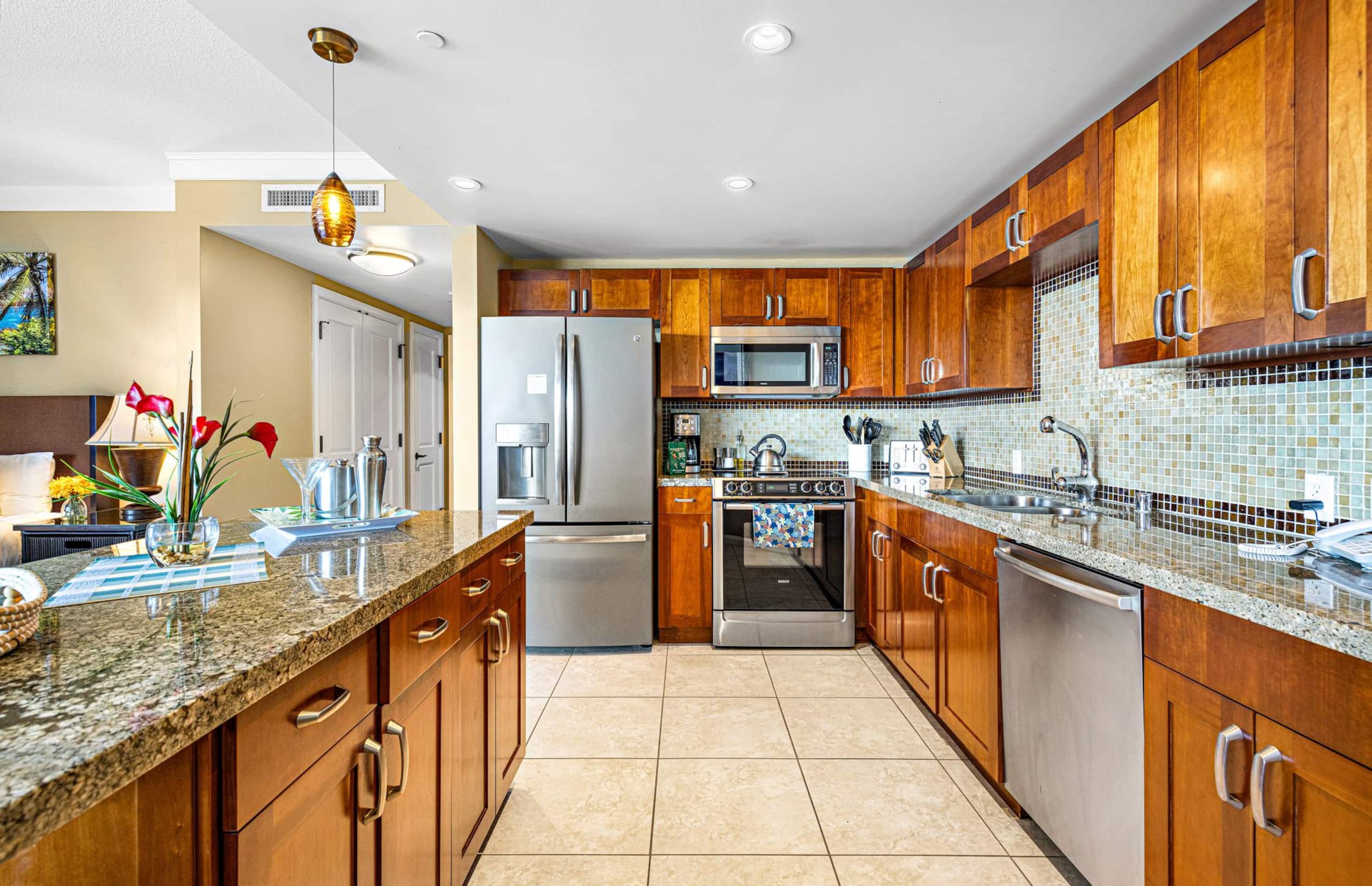 Condo in Lahaina · ★4.89 · Studio · 2 beds · 1 bath - Image 12