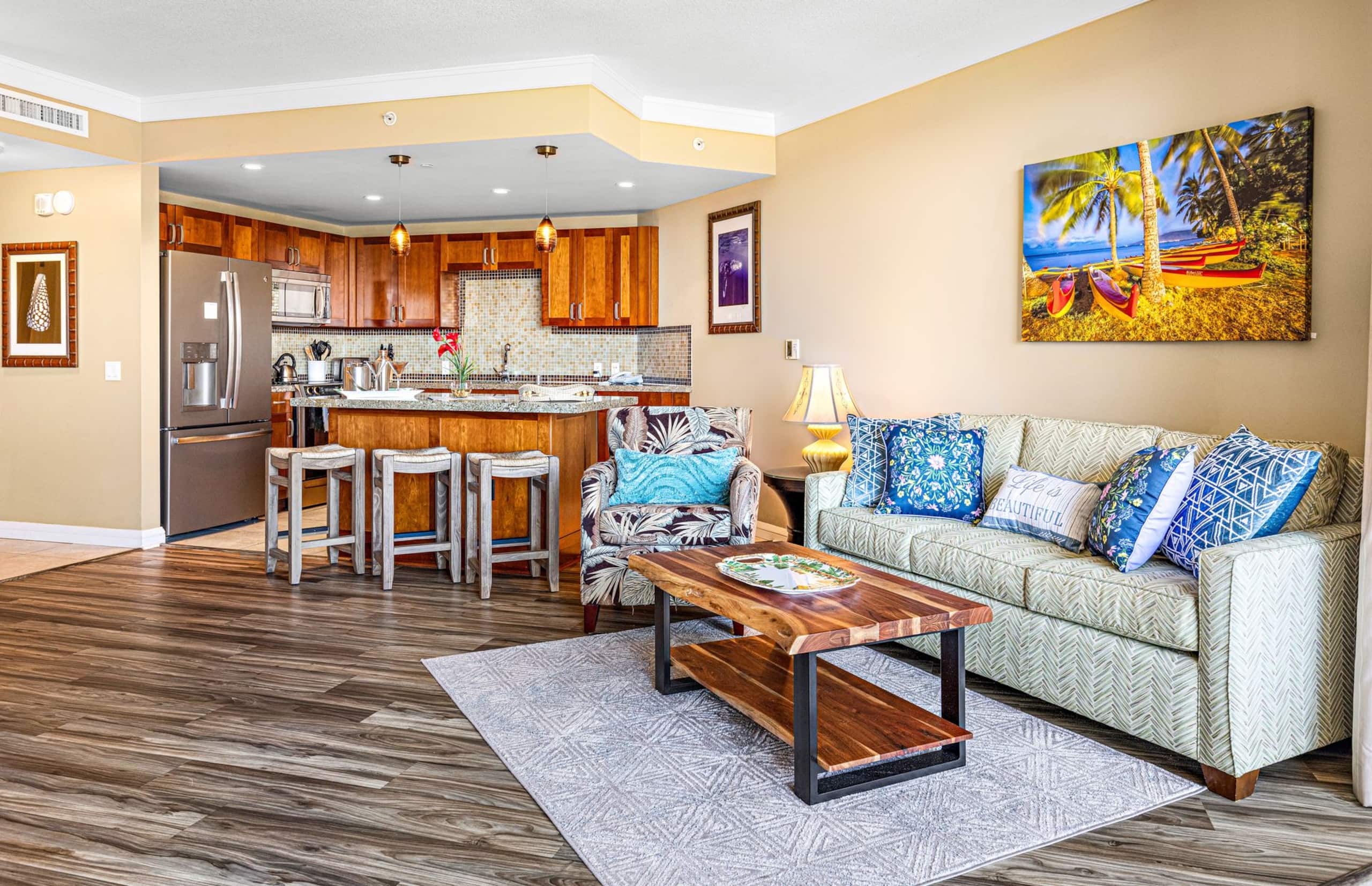 Condo in Lahaina · ★4.89 · Studio · 2 beds · 1 bath - Image 3