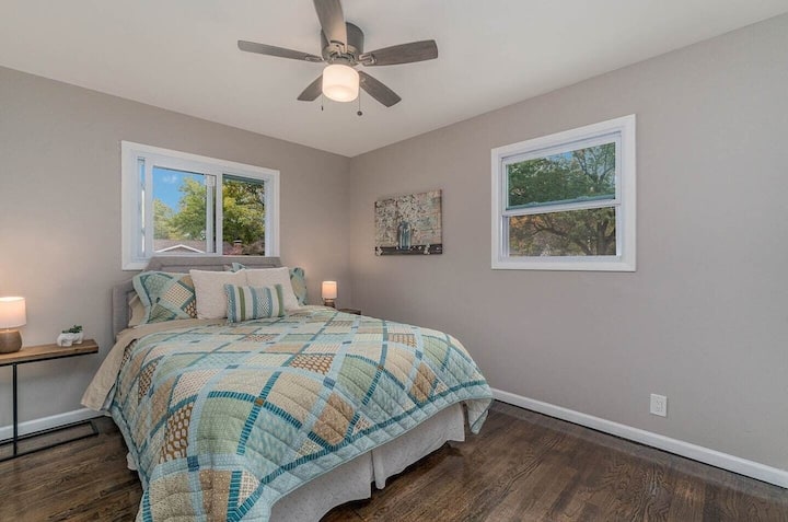 ห้องนอนควีนไซส์ชั้นบน