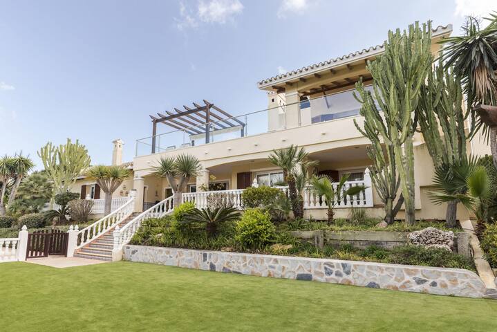 Resort Management managed Airbnb listing 3