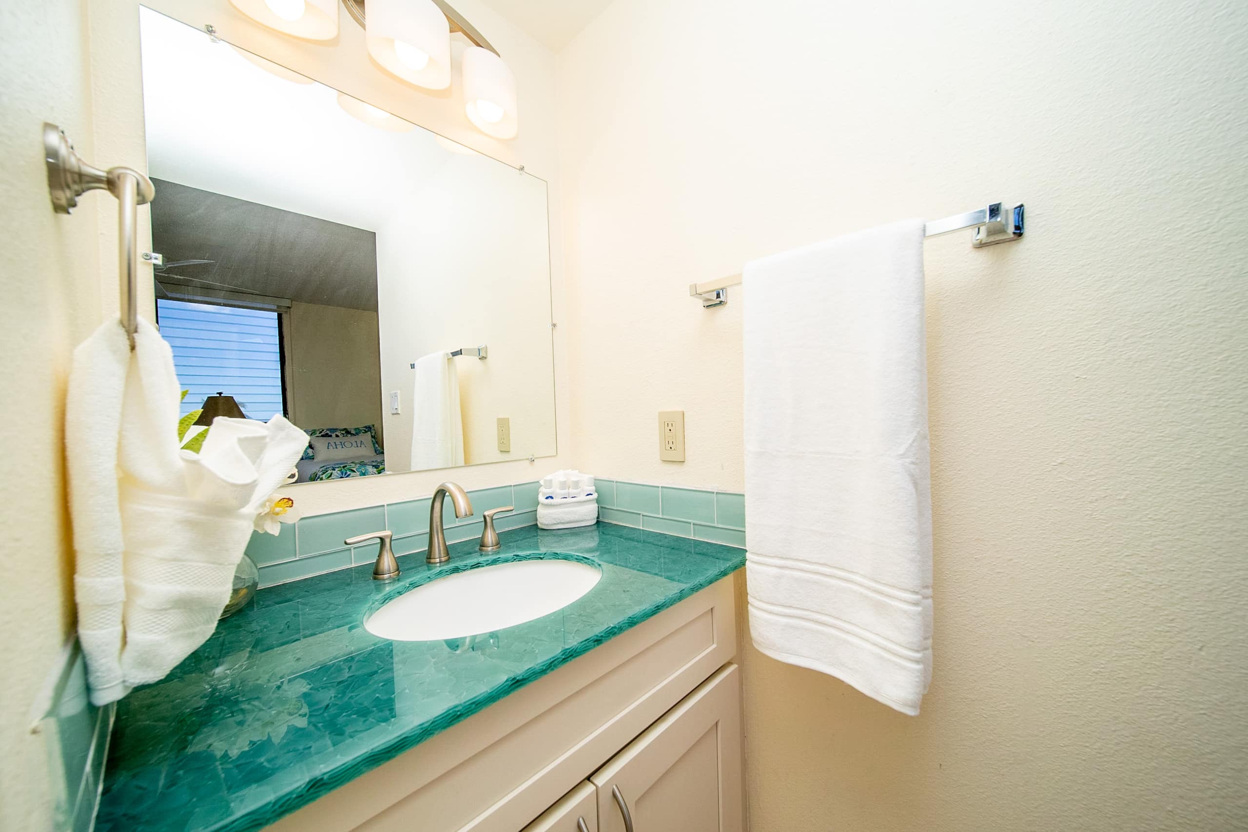 Condo in Kihei · ★4.56 · 2 bedrooms · 4 beds · 2 private baths - Image 21